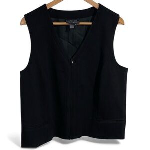 Due per‎ due best black Bloomingdale’s size 14 zip up lined boxy fit